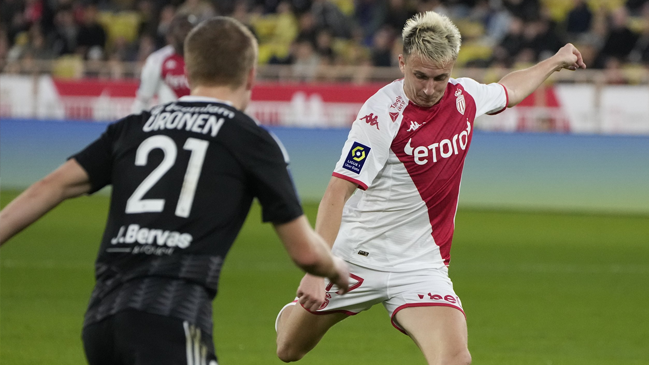 Mónaco de Guillermo Maripán derrotó a Stade Brestois con un golazo de Golovin