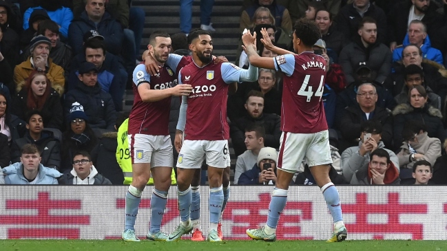 Aston Villa ahondó el mal momento de Tottenham en la Premier