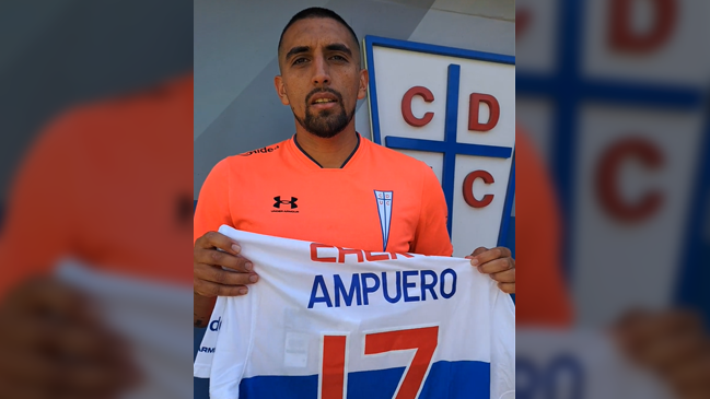 La UC rematará una camiseta de Branco Ampuero para apoyar al club Huracán Sur de Viña del Mar
