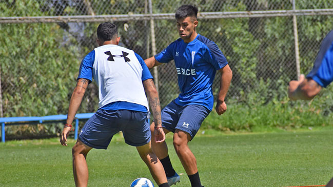 Alexander Aravena en su vuelta a U. Católica: Me toca llegar de nuevo a mi casa