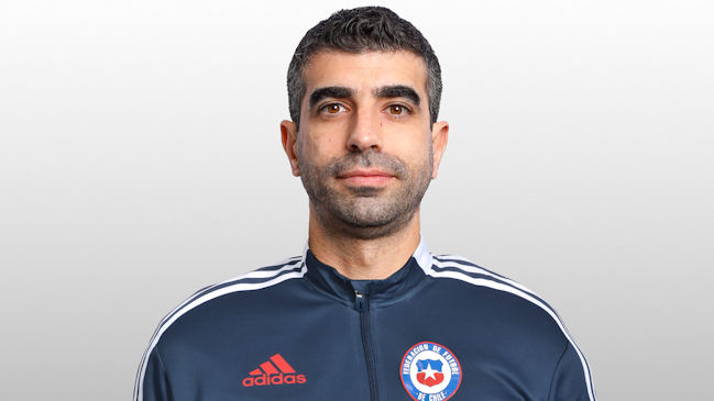 Ignacio Cabral se convirtió en el nuevo DT de la Roja de futsal
