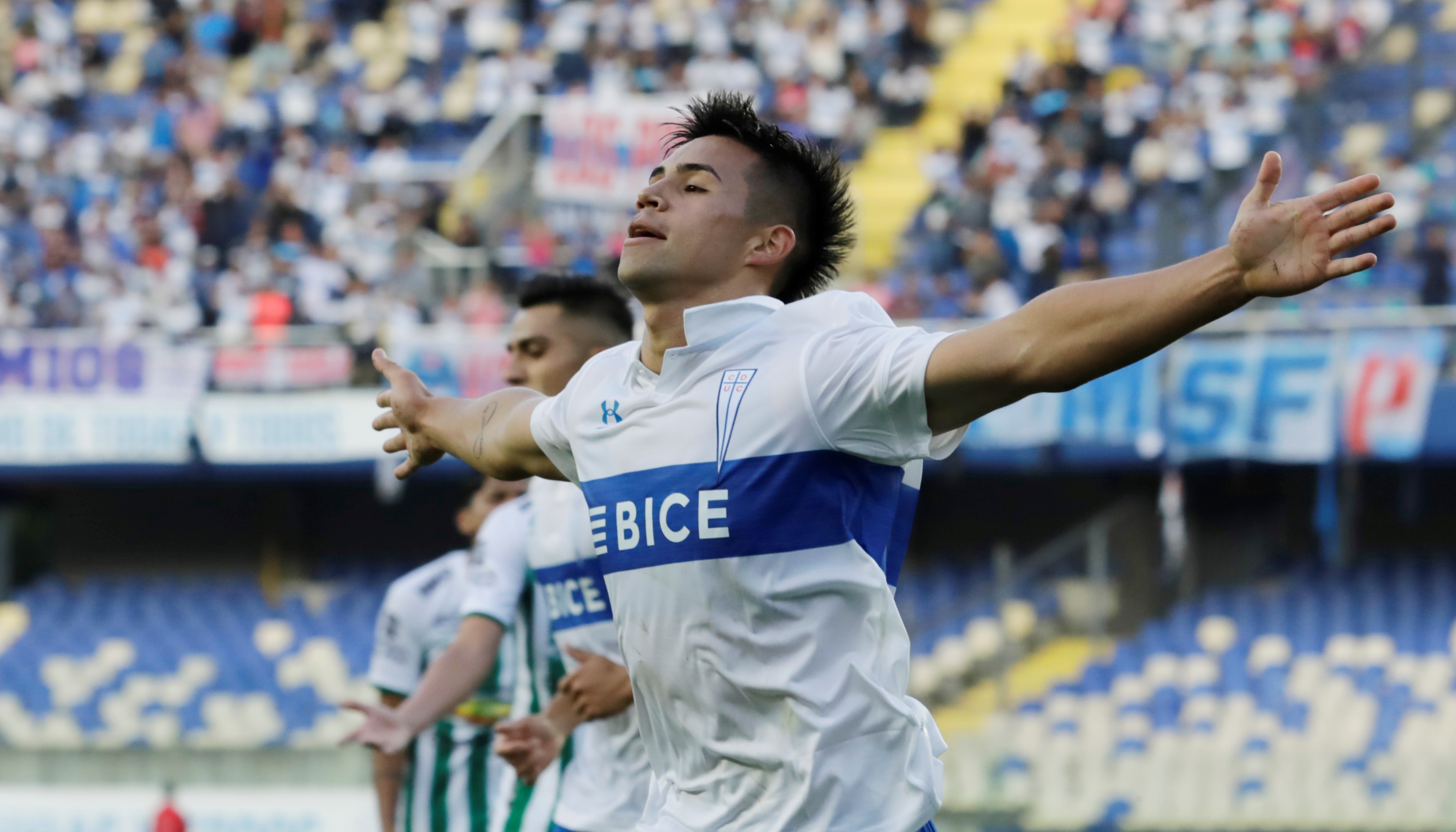 ¡Regreso soñado! Alexander Aravena anotó con una palomita para la UC ante Oriente Petrolero