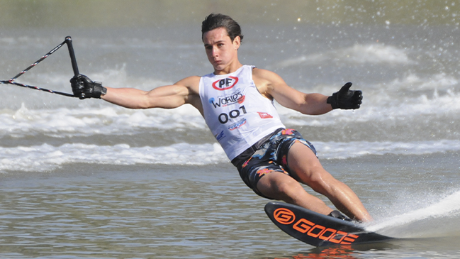 Martín Labra avanzó a la final en el Mundial Junior de Esquí Náutico
