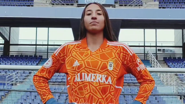Antonia Canales fue anunciada como nueva jugadora de Real Oviedo de España