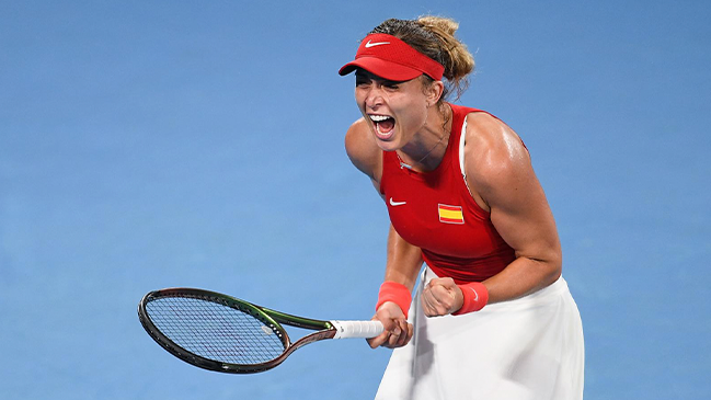 Badosa avanzó a octavos en Adelaida tras sacar del camino a Kontaveit