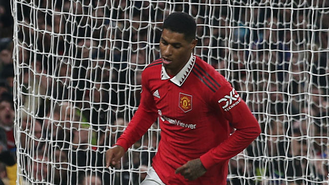 Manchester United derrotó a Charlton con un Rashford en llamas y avanzó en la Copa de la Liga