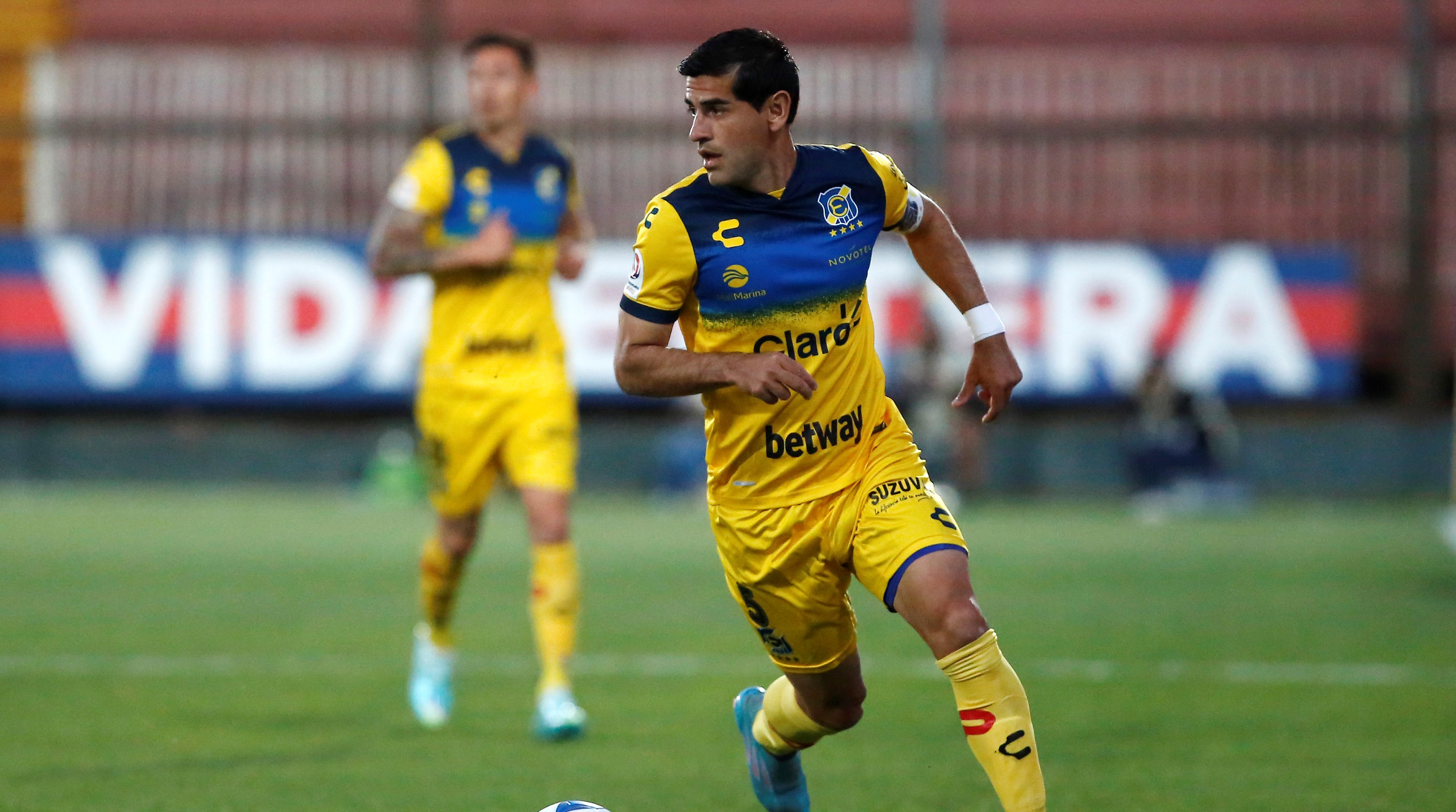 Everton mide fuerzas ante Independiente en triangular amistoso en Argentina