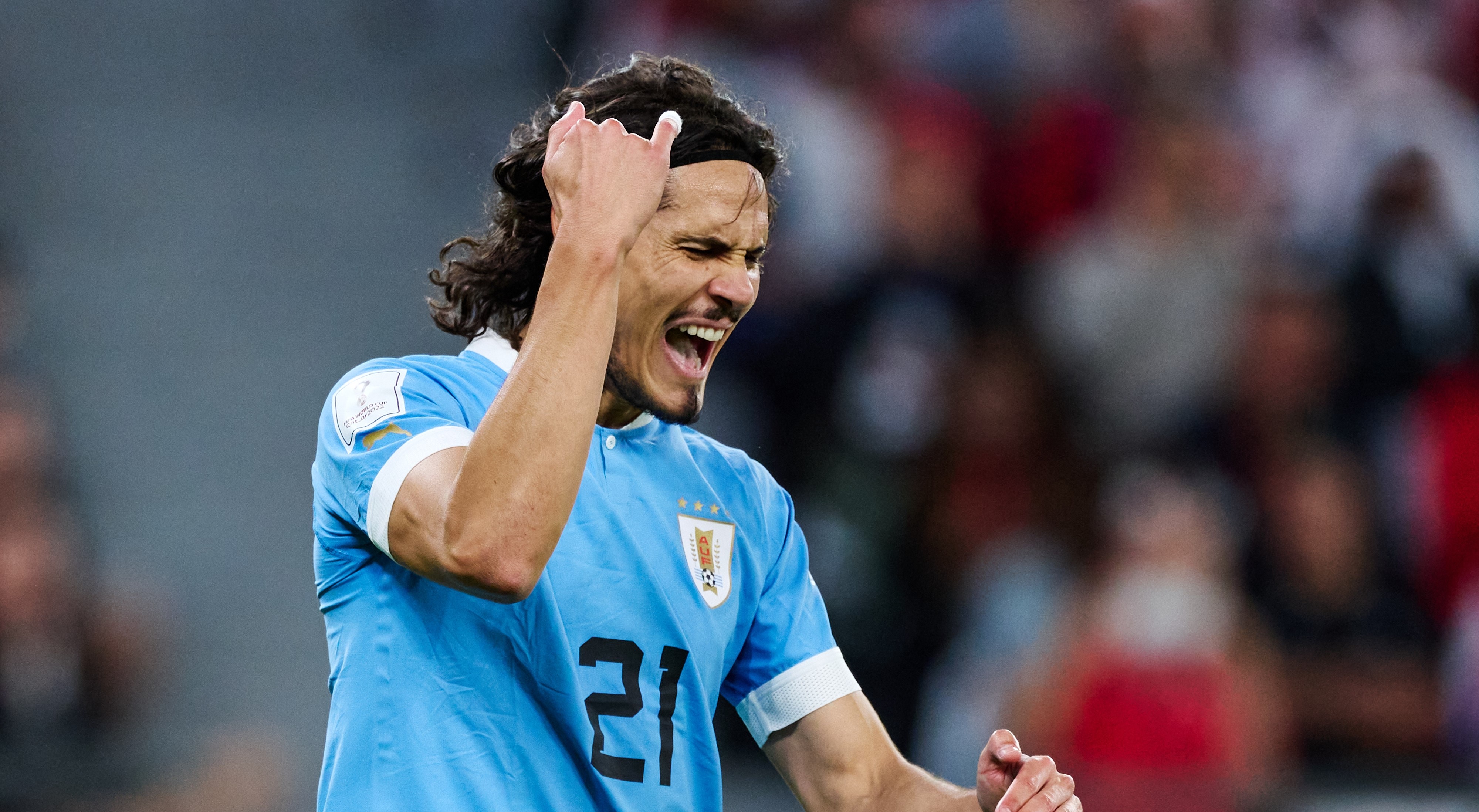 Cavani: Si me sancionan por pegar al VAR, al árbitro tienen que meterlo preso