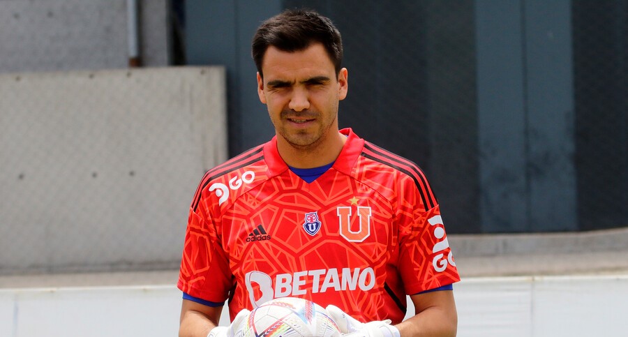 Cristopher Toselli: No voy a desconocer mi pasado en la UC, pero soy un profesional del fútbol