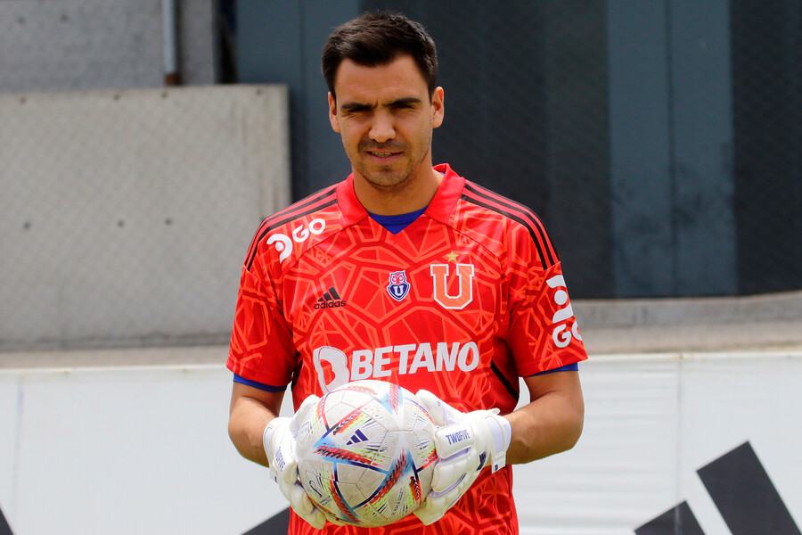 La presentación de Cristopher Toselli como nuevo jugador de la U