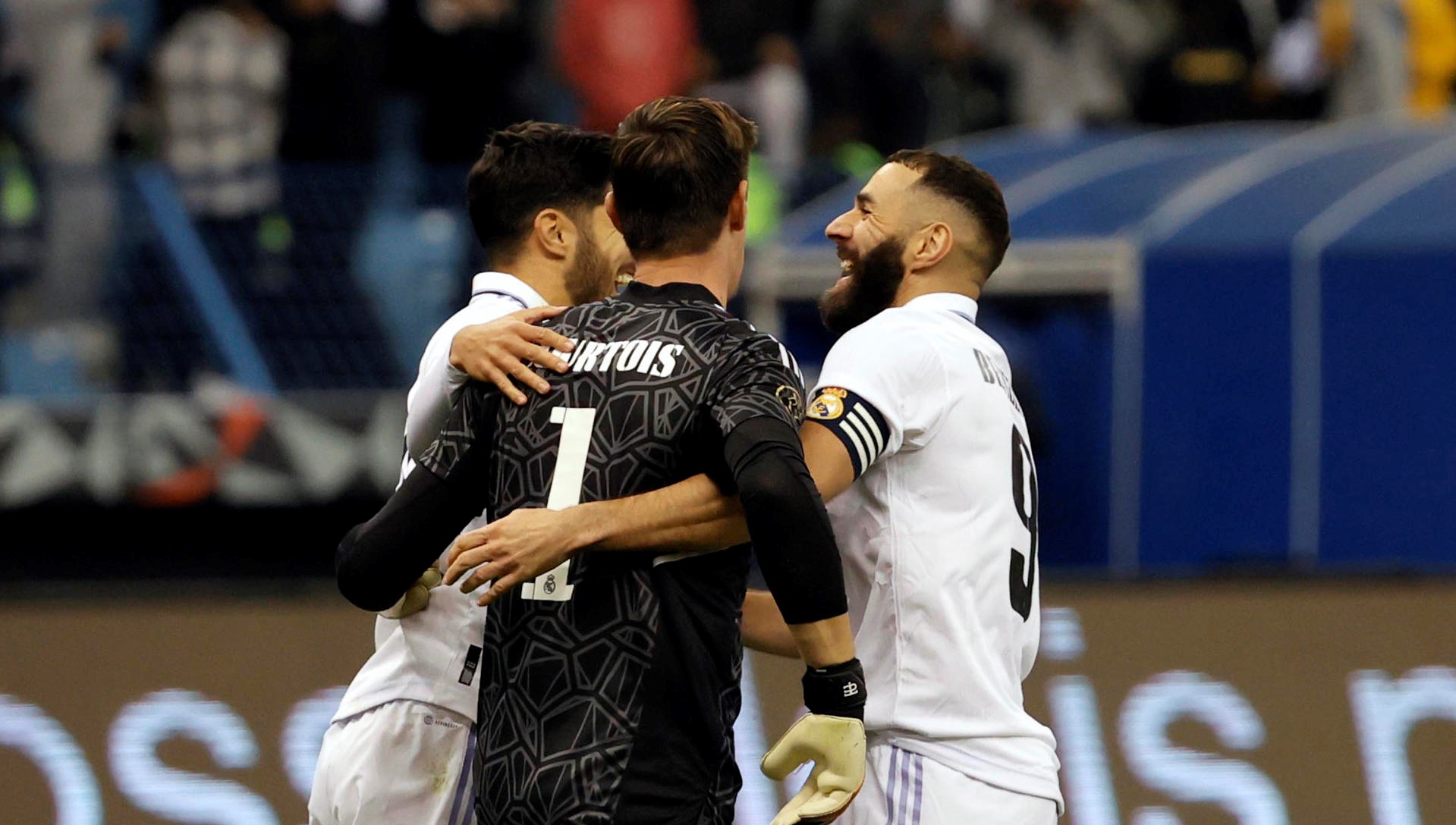 Real Madrid avanzó a la final de la Supercopa de España tras batir a Valencia en los penales