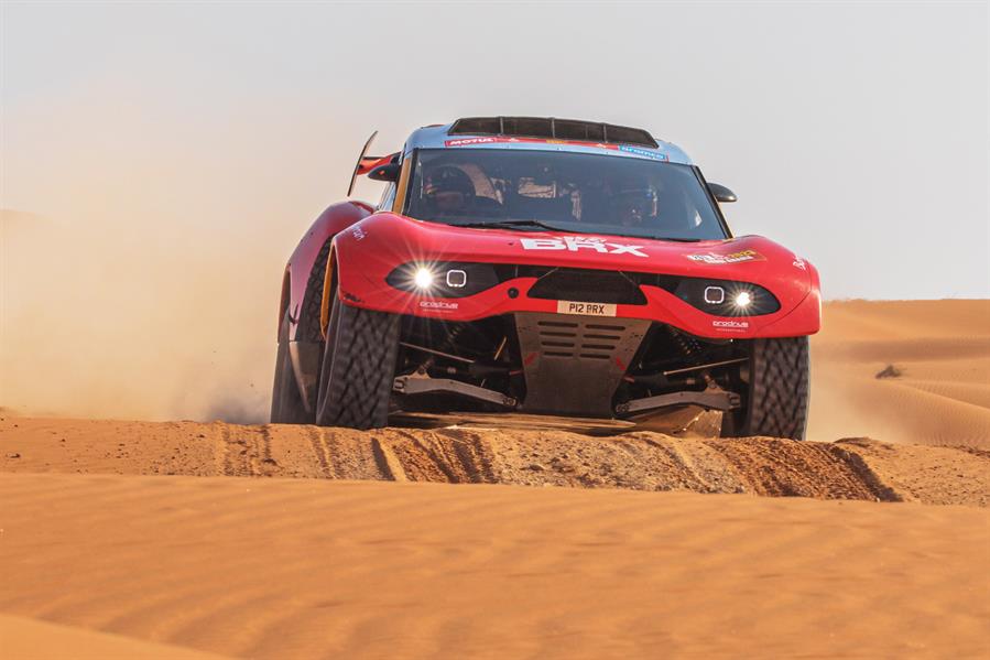 Sébastien Loeb ganó su quinta etapa seguida, pero Nasser Al-Attiyah es sólido líder en el Dakar