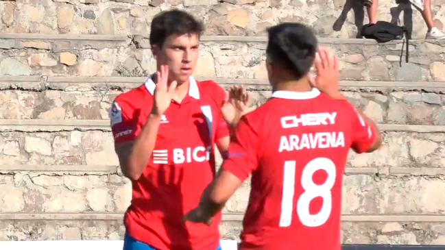 [VIDEO] El golazo de Gonzalo Tapia en el empate de la UC y Rosario Central