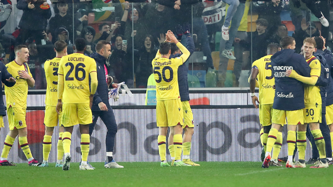 Bologna regresó a las victorias sin Gary Medel y a costa de Udinese