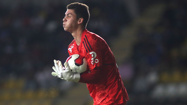 Arquero de U. de Chile Pedro Garrido fue nominado a la Roja para el Sudamericano Sub 20