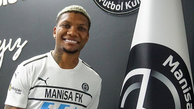 ¡Vuelve al fútbol europeo! Junior Fernandes fue oficializado en Manisa FK de Turquía