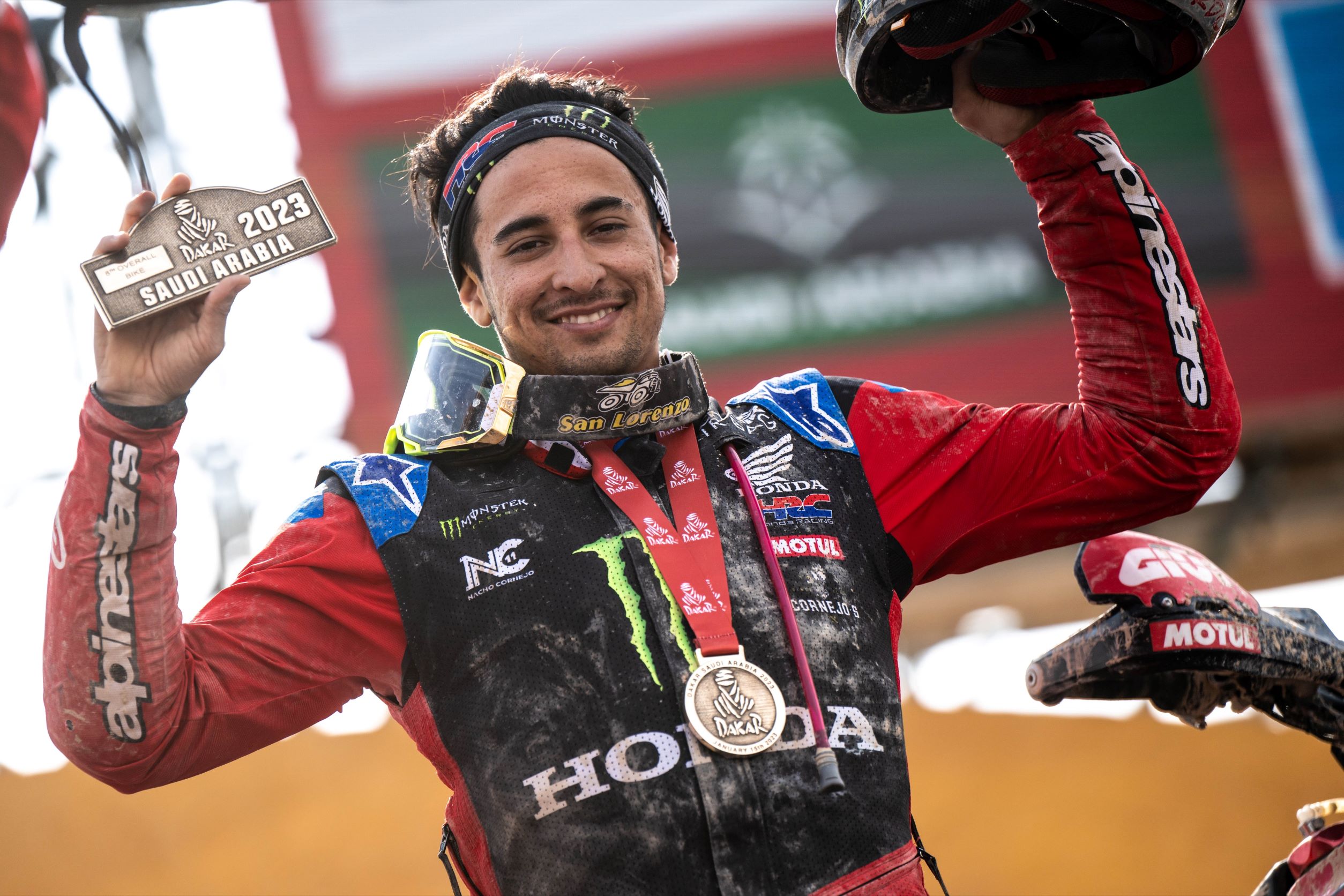 José Ignacio Cornejo se emocionó con homenaje a su padre por el bicampeón del Dakar