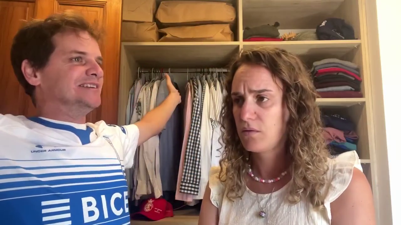 La UC agradeció a comediante argentino por vestir la camiseta cruzada para anunciar show en Chile