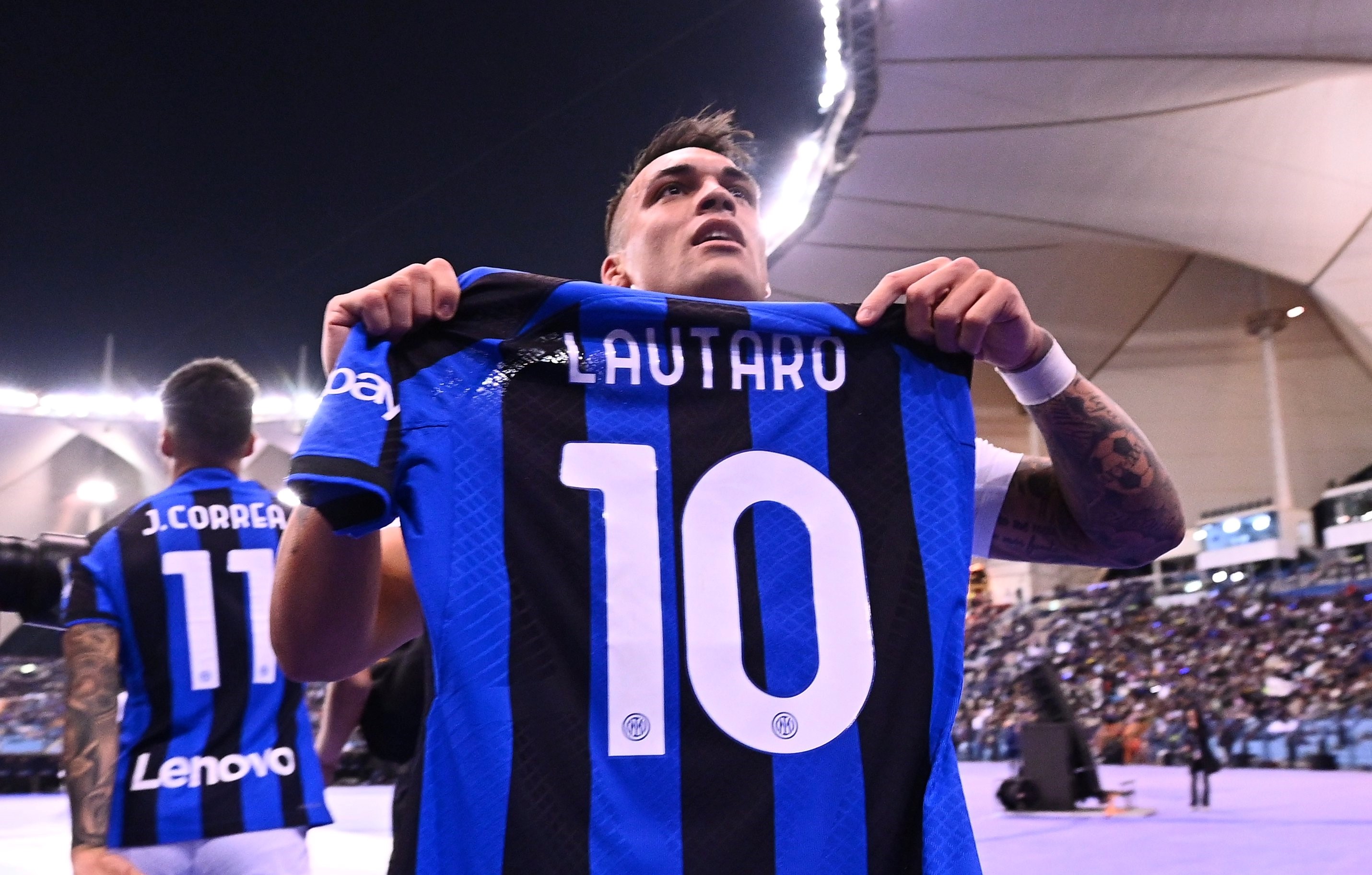 Lautaro Martínez anotó un golazo para Inter ante AC Milan por la Supercopa de Italia