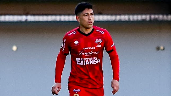 Joven defensor de Ñublense se retiró del fútbol por complicado problema de salud