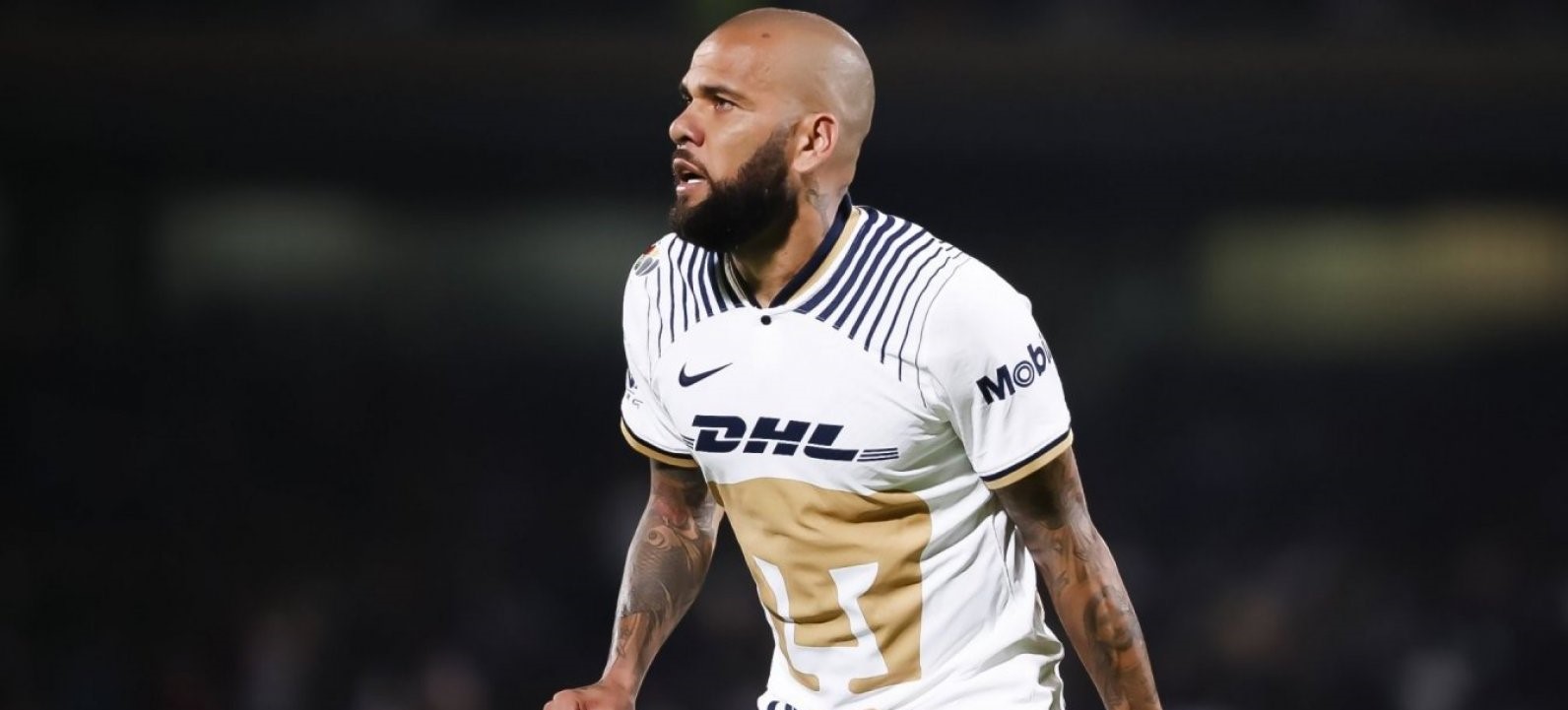 Pumas UNAM despidió a Dani Alves tras ser detenido en Barcelona
