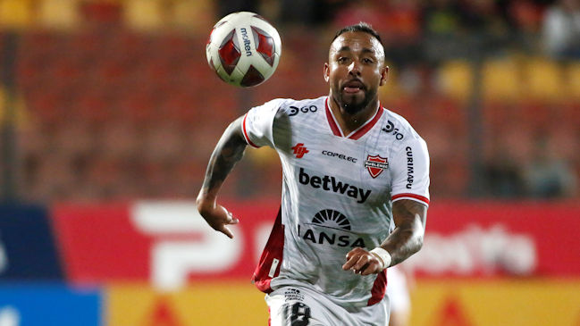 Bernardo Cerezo: Fue un partido trabado, no se podía jugar mucho pero había que luchar