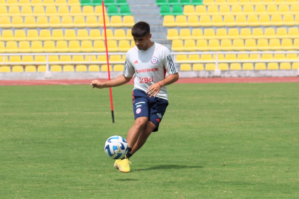 La Roja sub 20 dejó atrás el empate con Ecuador y entrenó pensando en Uruguay