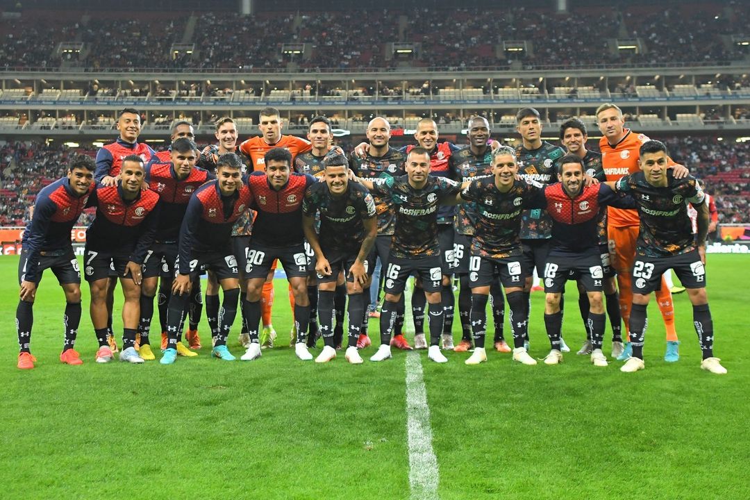 Toluca se repuso a un autogol de Valber Huerta y venció a Chivas de Guadalajara