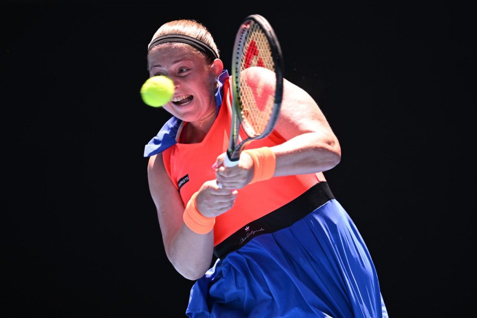 Coco Gauff se despidió del Abierto de Australia tras caer ante Jelena Ostapenko