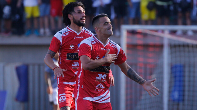 Maxi Quinteros descontó ante Colo Colo y marcó el primer gol de Copiapó en Primera