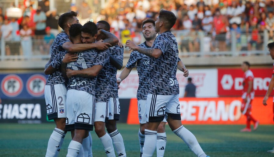 “Chilealbo”: La trastienda del claro triunfo de Colo Colo sobre Copiapó en el estreno