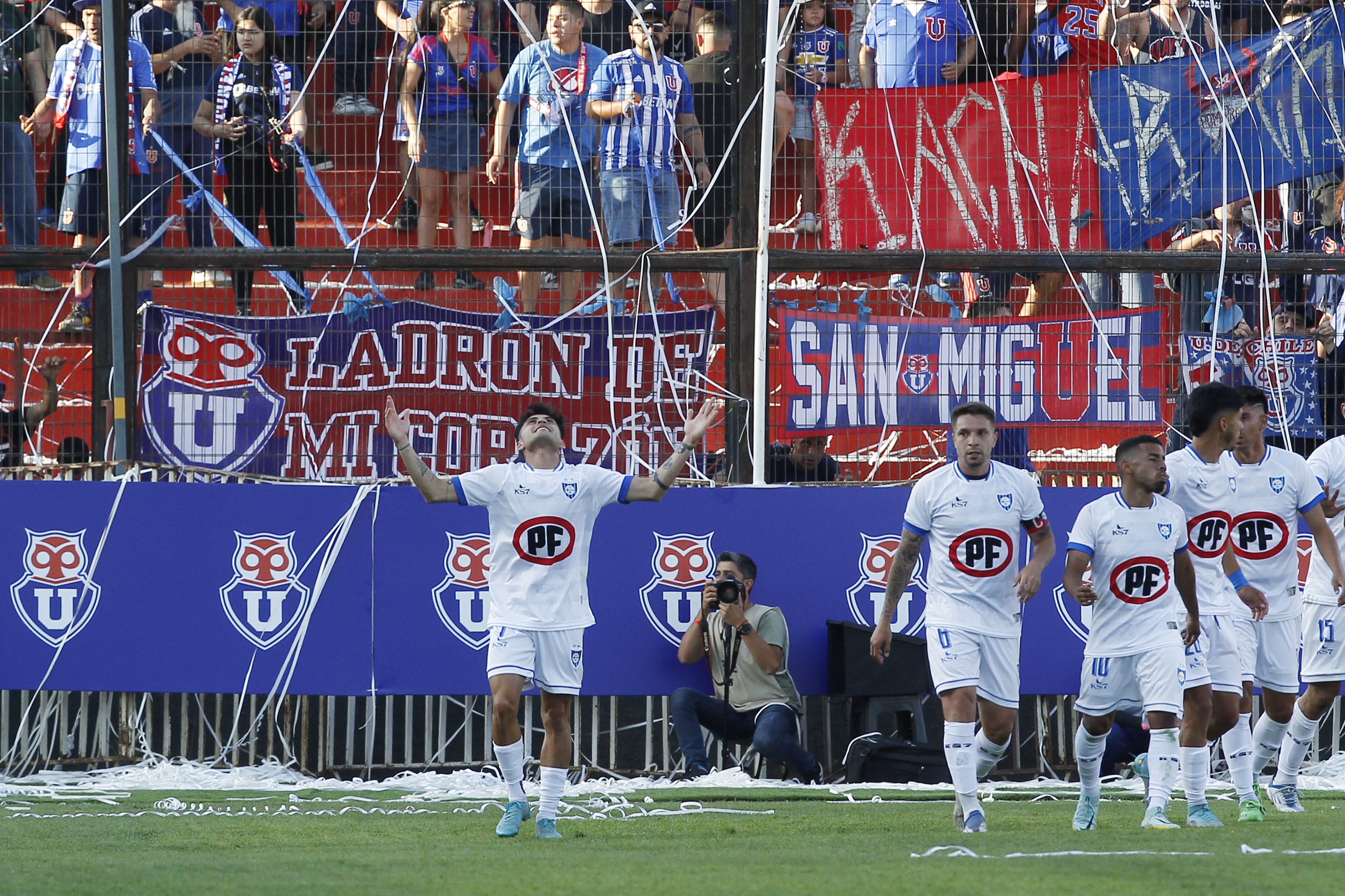 Huachipato pegó primero con gol de Javier Altamirano a la U en Santa Laura