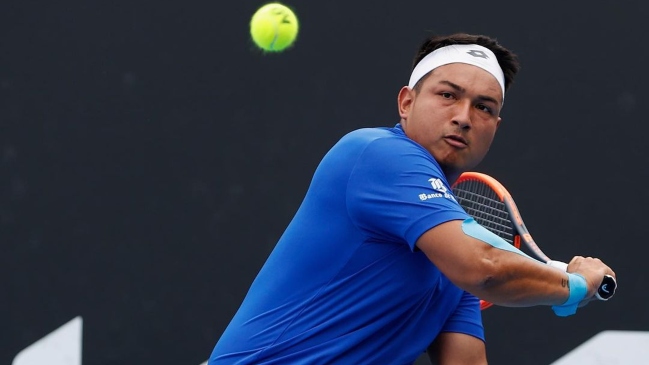 Alexander Cataldo venció a top ten y avanzó a cuartos de final en Australia