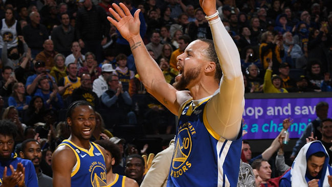 Un inspirado Stephen Curry comandó triunfazo de Golden State Warriors sobre Toronto Raptors