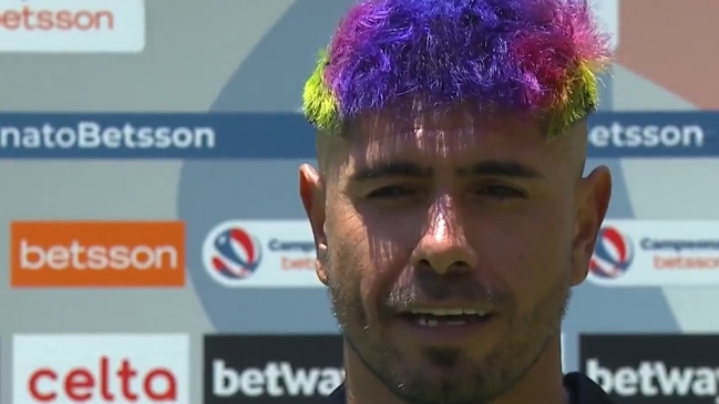 “Son hue… que pasan”: “Mono” Sánchez se hizo viral con excéntrico nuevo look