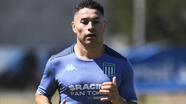 Oscar Opazo no fue convocado en Racing para el debut en la liga argentina