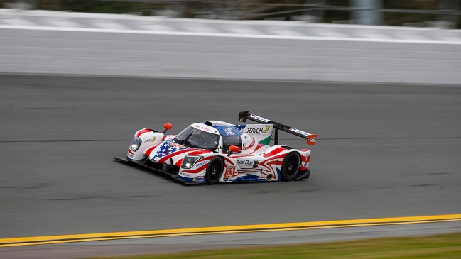 Nicolás Pino hizo historia al rematar segundo en la tradicional 24 Horas de Daytona