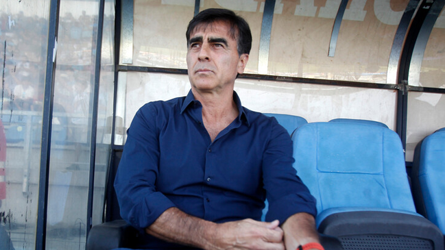 Quinteros: El resultado fue exagerado, pero el rival jugó mejor y aprovechó nuestras fallas