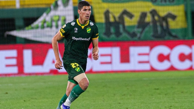 Vicepresidente de Defensa y Justicia reconoció interés de Colo Colo en Tomás Cardona