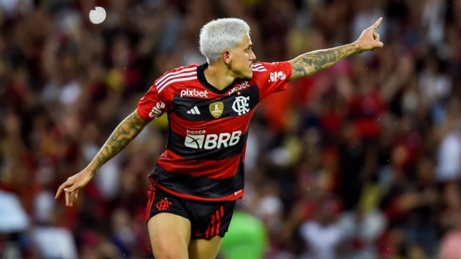 Pulgar sumó minutos y Vidal estuvo en la banca en triunfo de Flamengo en el torneo Carioca