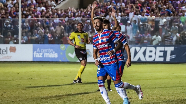 Juan Martín Lucero debutó en el fútbol brasileño