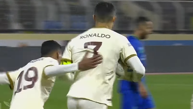 Cristiano Ronaldo marcó su primer gol en Al Nassr para rescatar un empate por la liga saudí