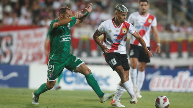 Curicó Unido se impuso con dramática remontada ante Audax Italiano en La Granja