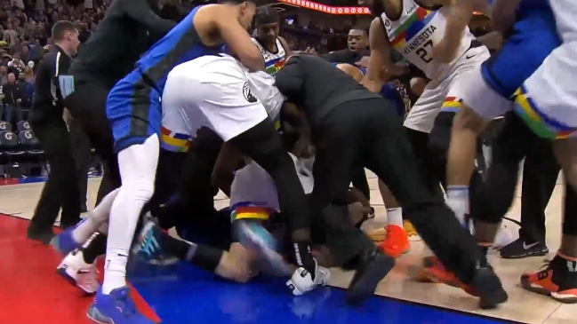 Una gran trifulca terminó con cinco expulsados en partido de la NBA