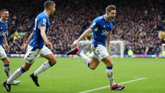 Everton bajó al líder Arsenal que le dio vida a sus perseguidores en la Premier League