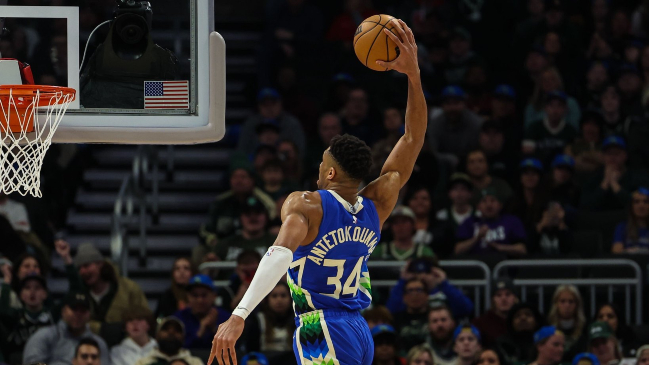 Antetokounmpo tuvo otra excelente jornada para guiar a Bucks a la victoria ante Heat