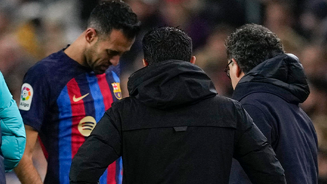 FC Barcelona confirmó que Sergio Busquets sufre un esguince