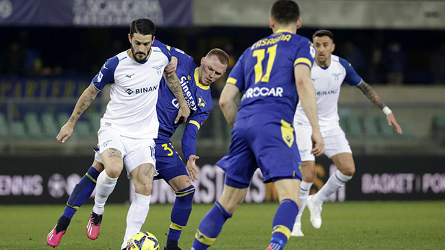 Hellas Verona y Lazio no se sacaron ventajas en un reñido partido