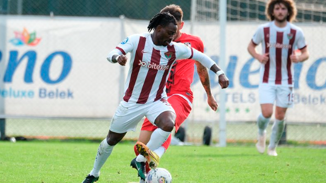 Futbolista Christian Atsu fue rescatado de entre los escombros tras terremoto de Turquía