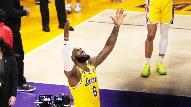 LeBron James se convirtió en el máximo anotador en la historia de la NBA